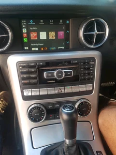 High-end Multimedia interface (MMI) Box with wireless Apple Carplay and Android Auto