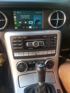 High-end Multimedia interface (MMI) Box with wireless Apple Carplay and Android Auto