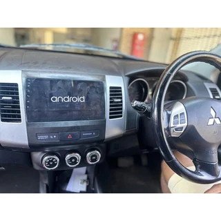 Mitsubishi Outlander (2007 -2013) Android Radio With Wireless Apple Carplay and Android Auto
