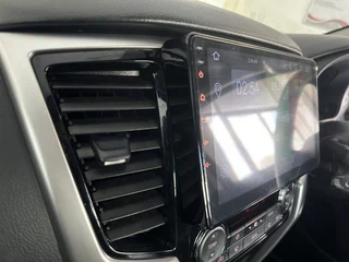 Mitsubishi Universal Triton Android Radio With Wireless Apple Carplay and Android Auto