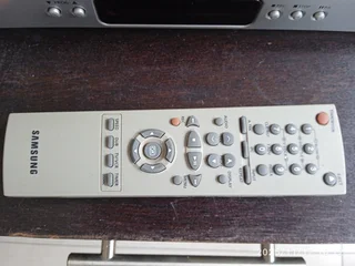 Samsung VHS - VCR Player (R300.00)