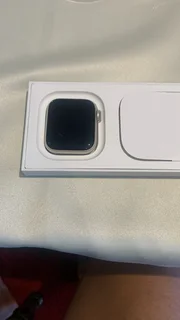 5 Month old Apple Watch R3500