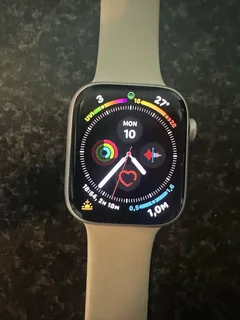 Apple Watch Series 8 IOS26