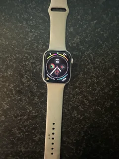 Apple Watch Series 8 IOS26