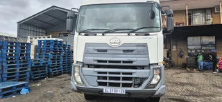 nissan truck and trailer R850 000