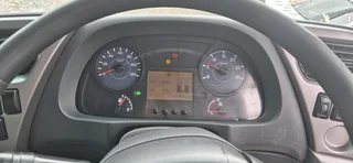 nissan truck and trailer R850 000