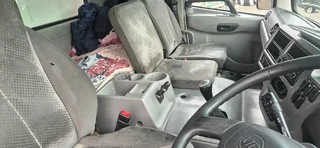 nissan truck and trailer R850 000