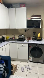 Room to rent in Blairgowrie Randburg. Occupation 1 February 2026.