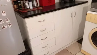3 piece Kitchen cabinets with oven