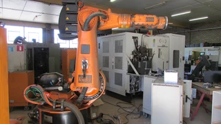 KUKA welding and milling robot for HDPE