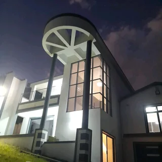 Electrician available 24/7