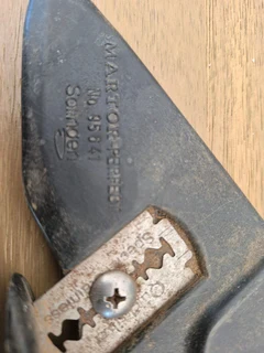 Secumax Perfect No. 95641 Martor Cutting Knife.