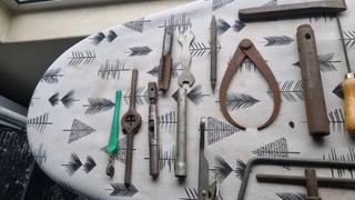 Loose tools for sale. Take the lot for R200.