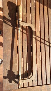 Vintage hacksaw for sale in good nick. Collectors item.