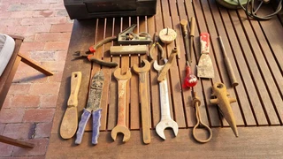 Mixed items up for grabs only R100.