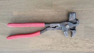 Hammer wire cutter multi purpose hammer