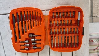 Black & decker 50 pc metal drilling and driving set a7093