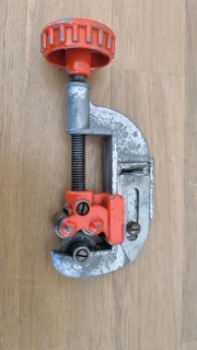 Vintage pipe cutter still in great nick.