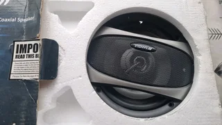 sansui speakers 320 watt 6&#34;