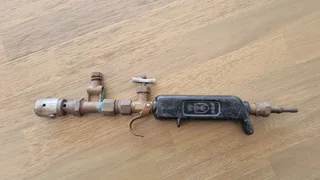 Gas blow torch handle