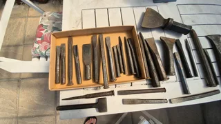 Lots of various types of chisels up for grabs.