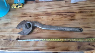 Vintage Ahrems Goodline 300mm shifting spanner.