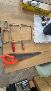 Saws take the lot as is R80.