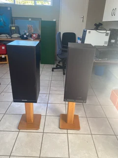 Speakers - Ad posted by Neil