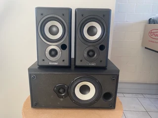 Speakers - Ad posted by Neil