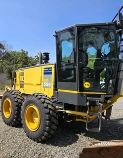 Komatsu GD555-6 Grader