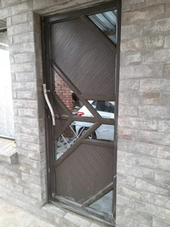 Handyman Home Renovation