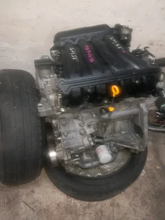 Nissan Qashqai 2ltr petrol engin