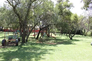 Educational / school building Rental