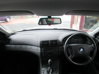 2004 BMW 318i Exclusive Steptronic