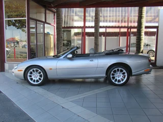 2002 Jaguar XKR 4.0 SC (A) Convertible
