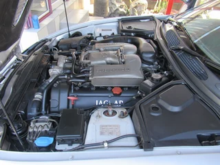 2002 Jaguar XKR 4.0 SC (A) Convertible