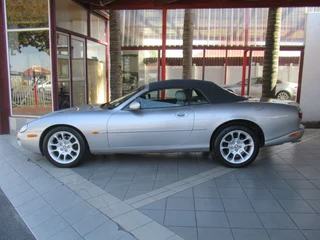 2002 Jaguar XKR 4.0 SC (A) Convertible