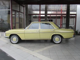 1969 Mercedes-Benz 220 (M) W115