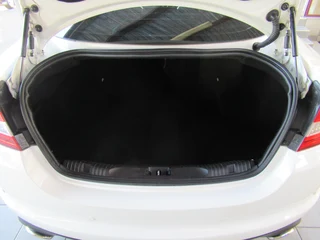 2012 Jaguar XF 3.0 V6 Diesel S Premium Luxury