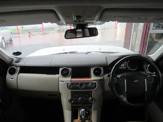 2010 Land Rover Discovery 4 5.0 P V8 HSE