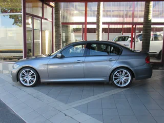 2009 BMW 320i M Sport Steptronic