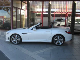 2012 Mercedes-Benz SLK 55 AMG Speedshift Plus 7G-Tronic