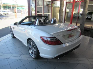 2012 Mercedes-Benz SLK 55 AMG Speedshift Plus 7G-Tronic