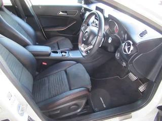 2018 Mercedes-Benz GLA 200d 7G-DCT AMG LINE