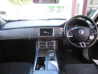 2013 Jaguar XF 2.2 Diesel Luxury