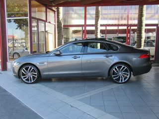 2017 Jaguar XF 2.0 P Prestige (221kw)