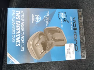 Ear - Ad posted by yolandi van der walt