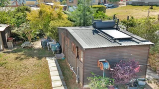 Charming 2-Bedroom Gem with Vineyard Views in Idasvalley