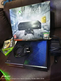 Xbox one &amp; box accessories
