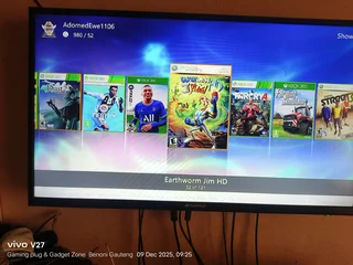 Xbox 360 phat 121 games loaded
